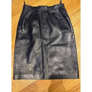Loewe Womens Leather Skirt Size 42/ Medium Navy Blue Vintage Lined 26"W X 23" L